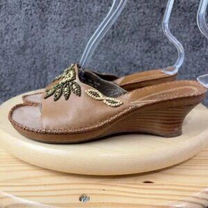 Clarks Empress Wedge Sandals Womens Size 8 Brown Leather Beaded Slip On Shoes